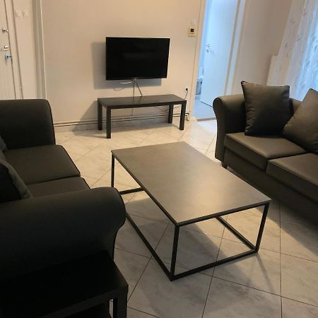 Apartment 30M From The Sea Thessaloníki Ngoại thất bức ảnh